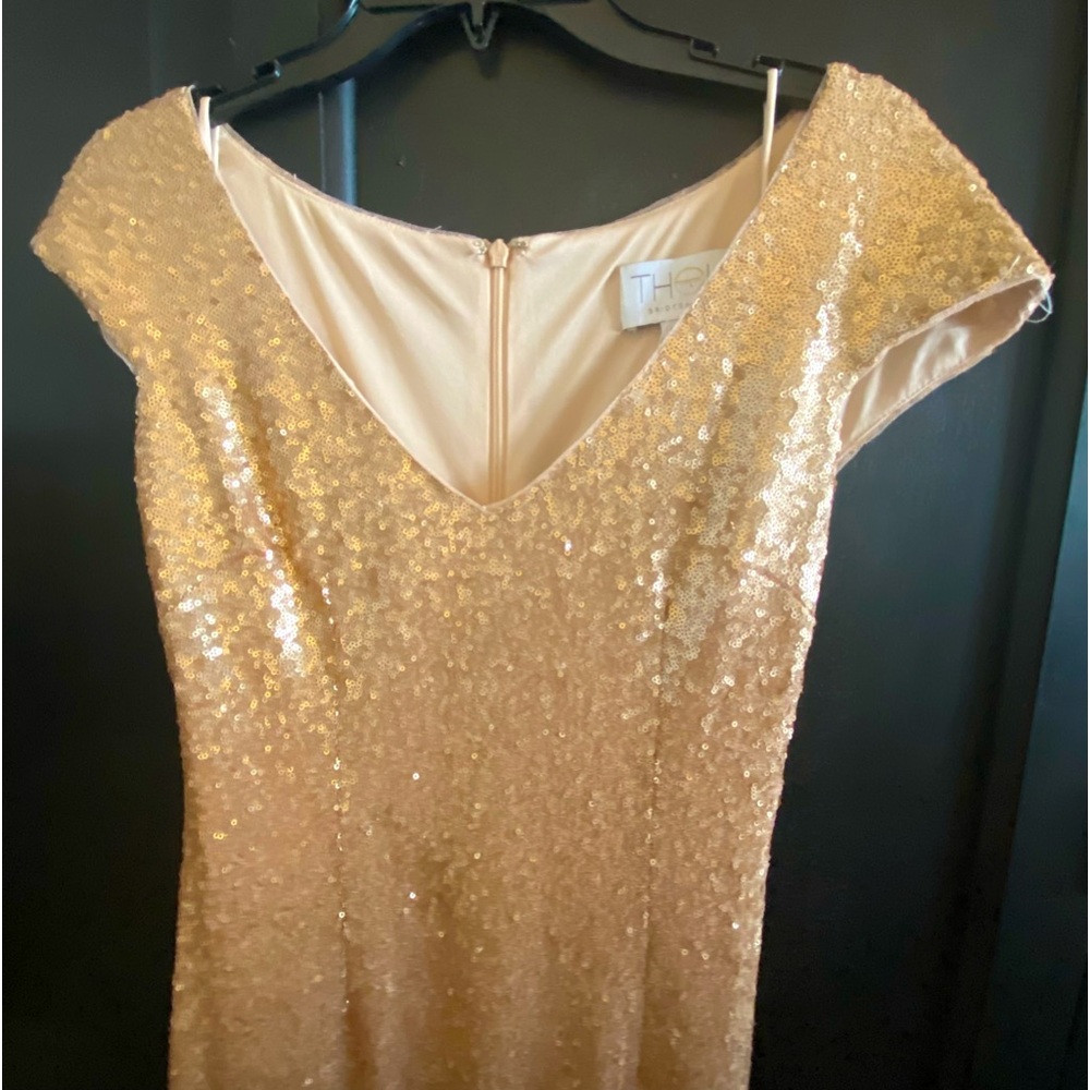 Theia / matte gold sequins dress/ unaltered /size 8